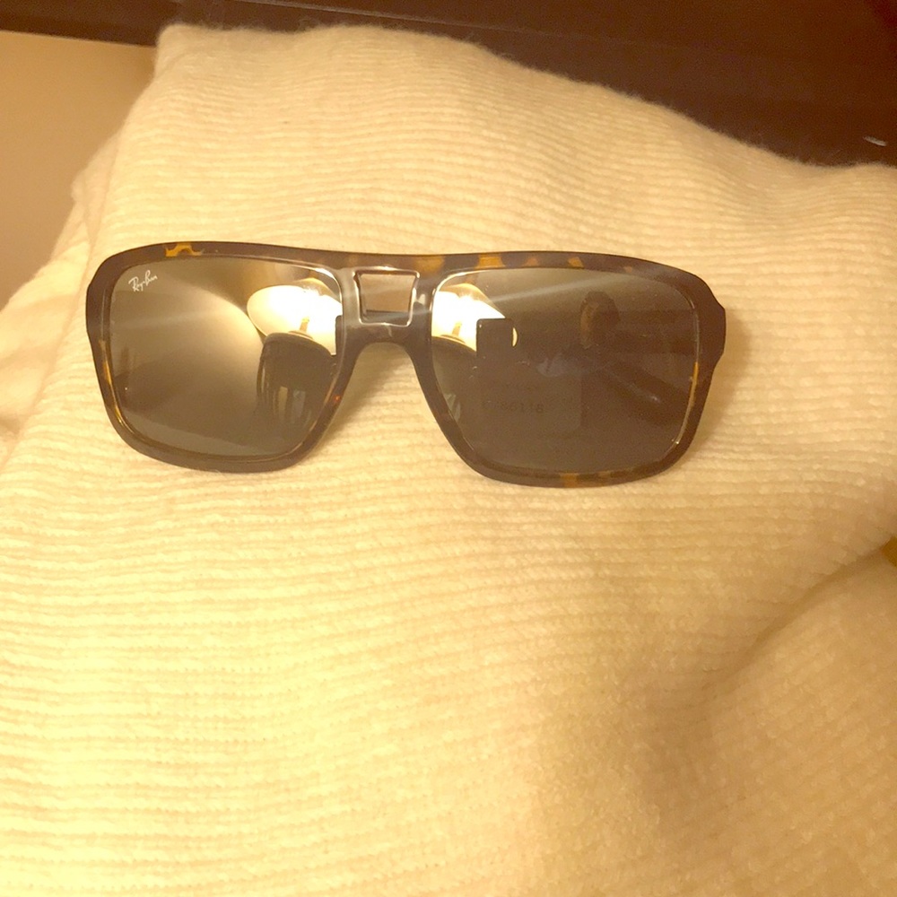 Men’s Ray-Ban Sunglasses